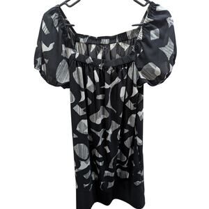 Daisy Fuentes Women's Size Medium Gray Black Geometric Short Sleeve Dress EUC